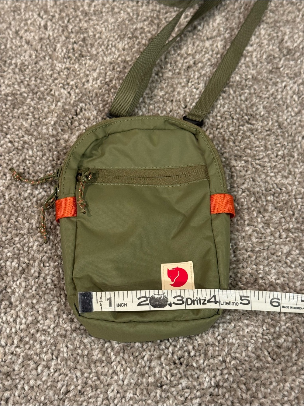 Fjallraven High Coast Olive Green Crossbody Pocket Bag - Picture 7 of 9